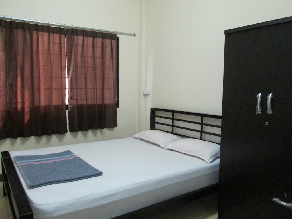 Lee House Inn Bangkok Kamer foto